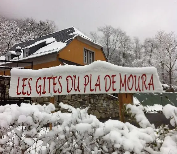 Les Du Pla De Moura Luz-Saint-Sauveur