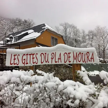 Les Du Pla De Moura Люс-Сен-Совёр